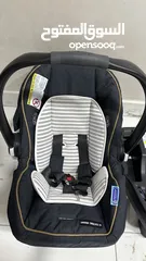  3 Graco snugride 35 car seat with base