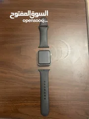  1 Apple Watch Series 3 (42mm)