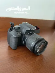  3 كاميرا canon eos 1200D فل hd بحالة ممتازة جدا للبيع بسعر مغري مع كامل مستلزماتها + هدايا عديدة
