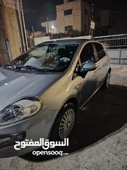  4 فيات بونتو 2011 اوتوماتيك 1400 للبيع