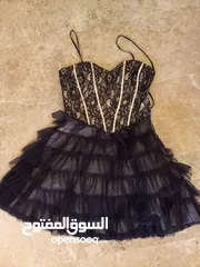  6 فساتين سهره  وعادي البيع