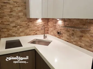  9 استوديو فاخر مفروش بتلاع العلي مطل عجامعة الاردنية مع ترس خارجي