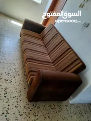  4 كنب مستعمل  نضيف وخشب قوي  8 مقاعد  مع صوفايه
