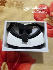  3 نظارة vr من Samsung oculus تعمل على هواتف سامسونج تحتوي العلبة على النظارة وكتيب التعليمات والحزام