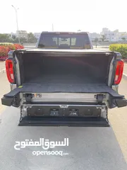  9 GMC Sierra K1500 SLT 2019 اعلى المواصفات