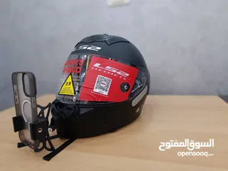  10 خوذت LS2   حجم XL  الون كاتم  جديده مع مستلزمات 3 اقنعه للوجه مع ستاند للكمره وجوال. وعلاقه للخوذه