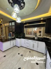  7 شقة للبيع في الحي اربد، الحي الشرقي مساحة 160 متر مربع.