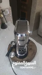  6 ماكينة قهوة اسبرسو  delonghi dedica ec685