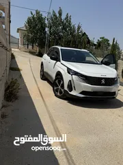  2 بيجو 3008 اصل وكالة من شركة بيجو موديل 2022 صفر كيلو متر جميع الاضافات بانورما السيارة بحالة الوكالة