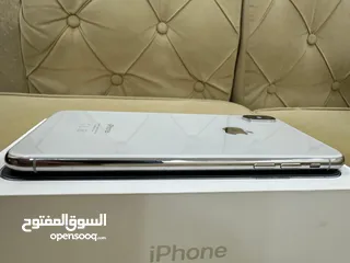  3 للبيع ايفون xs ماكس