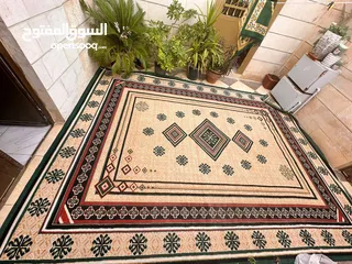 4 خريبة السوق الجويدة سجادة وممر نفس اللون والرسمة بحالة جيدة جدا بسعر مغري