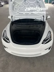  8 Tesla model 3 2020