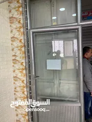  15 محل تجاري للإيجار في مدينة نابلس في عمارة قناديلو الطابق الأول مقابل دخلة طولكرم و فوق شاورما ساحيتا