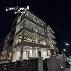  5 في أجمل مناطق طريق المطار خلف المدارس العالميه شقة أرضيه 290م بتشطيب راقي/ ref 9493