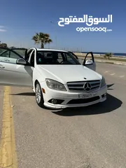  10 Mercedes C300 4matic