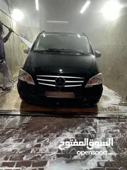  2 Mercedes  vino