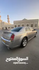  3 Chrysler C300 نظيفة جدا