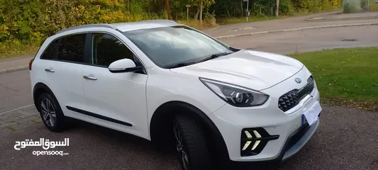  11 "Kia Niro Clean Title"