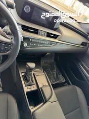  25 Lexus ES 300h 2021  لكزس هايبرد حره غير مجمركه ، البيع : مجمرك جاهز او بدون جمرك حره