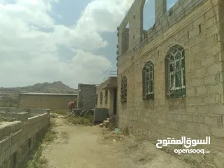  1 بيت وقف عرررطه للبيع قريب جدالسوق في جدر علمان