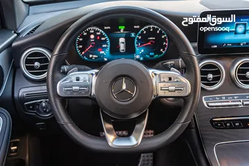  25 Mercedes Glc200 hybrid 2021 4matic Coupe   السيارة بحالة ممتازة جدا و قطعت مسافة 33,000 كم