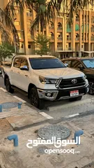  2 تويوتا هايلوكس موديل 2023 فول ابشن 4سيلندر مع دفلوك خليجي صبغ وكالة Toyota hailox2023 foll