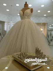  4 محل بدلة أعراس  ابيض خطوبه وجميع المستلزمات العروس داخل المحل للبيع بسعر مغري بضاعه تركيه وجديد  ومس