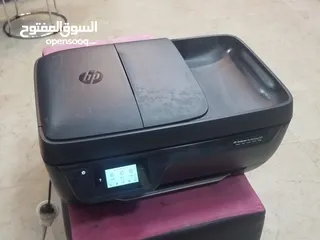  4 طابعات hp ملونة ويرلس مع سكانر وحبر جديد اصلي