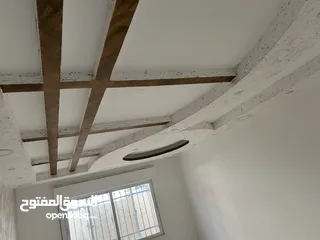  3 شقه سكنيه للبيع في سما الروسان