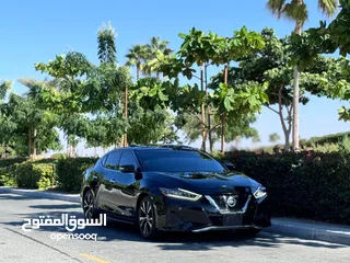  4 NISSAN MAXIMA SL 2019