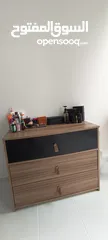  19 want to sell used furniture .furniture is in good condition