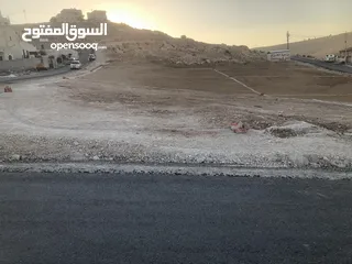  1 قطع اراضي 500م جريبا ام بريكة ، قوشان مستقل ، كامل الخدمات