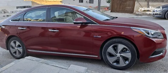  11 سوناتا limited 2016 للبيع لون خمري