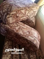  5 مجلس فرشات عربي اسفنج ارتفاع 20 سنتمر يتكون من 6 فرشات مع زواياه و6 مساند و6 مراكي بحاله جيده ومجلس