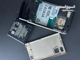  5 نوكيا 6500ونوكيا 6600 بحالة ممتازه بس بدهم بطاريه