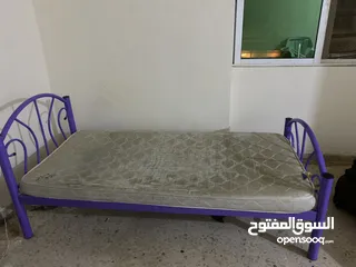 2 سرير مع فرشة