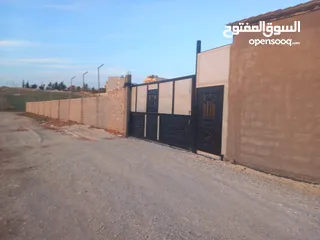  1 فرصة  للاستثمار في أرض بموقع مميزة في المفرق –متعدد الاستخدام- طريق رحاب - التحويلة حوض الوسية