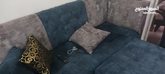  2 طقم كورنر للبيع بحاله جيدة جدا