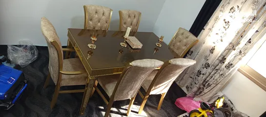  2 طاوله سفرة ملوكيه تفصيل لون ذهبي خشب زان ولاتيه