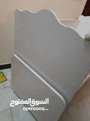  5 سرير اطفال هزاز  مستعمل