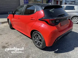  7 تويوتا يارس هايبرد مميزة Black Edition 2021 للبيع بسعر مغري