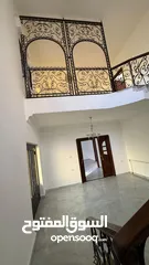  22 Well-Maintained Villa in Umm Al Summaq / فيلا بحالة ممتازة في أم السماق