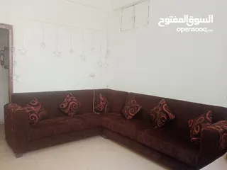  3 كورنر خشب تفصيل مستعمل جديد للبيع المستعجل