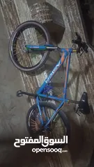  2 بسكليت نمره 26 للبيع في اربد مع جنزير صدر