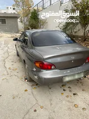  8 هيونداي لنترا 2000