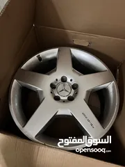  1 Used Mercedes ml500 amg wheels 19