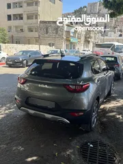  7 Kia Stonic 2023