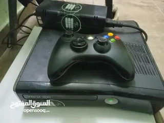  1 xbox 360 مهكر يد وحده