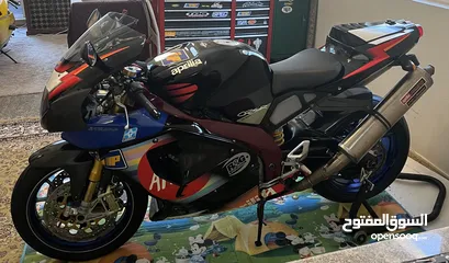  3 2001 RSV Mille R Edwards