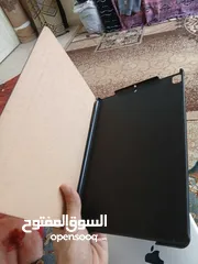  7 ايباد 8 مساحة 128 جيجا بايت لون سلفر فل نضافة غير مفكوك واستخدام خفيف  نوعا ما  iPad 8 128 gb